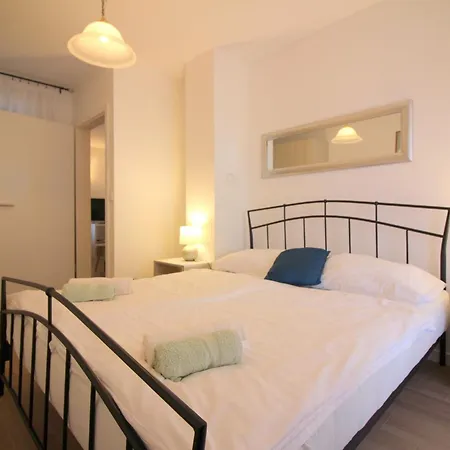 Appartement Samara Fuer 4 Personen In Strandnaehe *